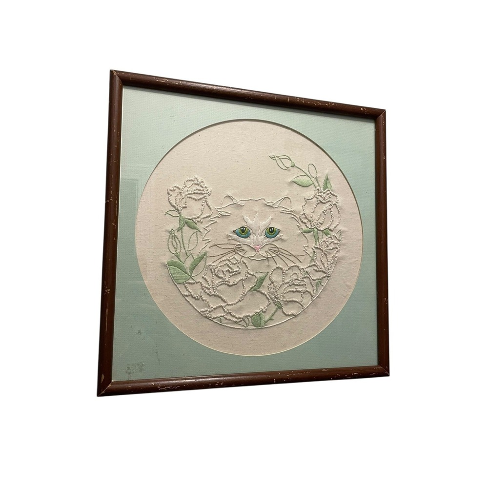 Vintage‎ Persian Cat Embroidery Wall Art White Longhair Floral Needlework 15x15